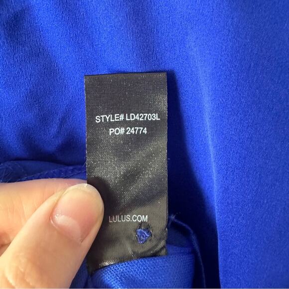 Lulu’s Lilya Blue Long Sleeved Satin Wrap Dress Size XS - Picture 8 of 9